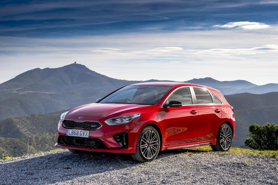  Kia Ceed GT 2019 года  (UK) (фото 7 из 43)